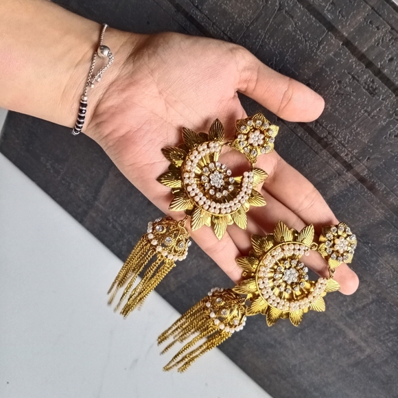 Jewelry - Beautiful Heavy EarRings For Weddings Functions Karwa Diwali